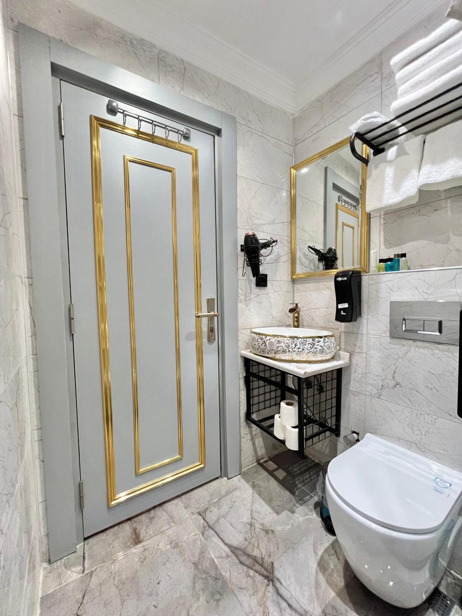 اسطنبول Taksim Larissa Residence المظهر الخارجي الصورة